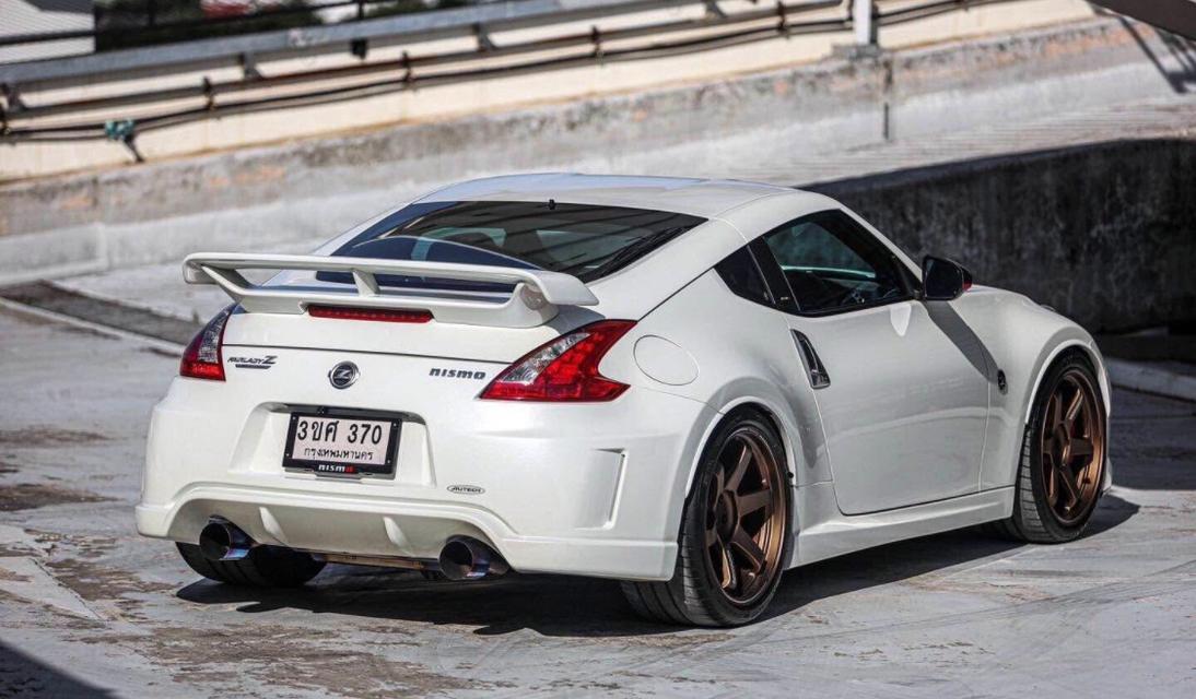 Nissan 370 Z สำหรับขายเท่านั้น 3