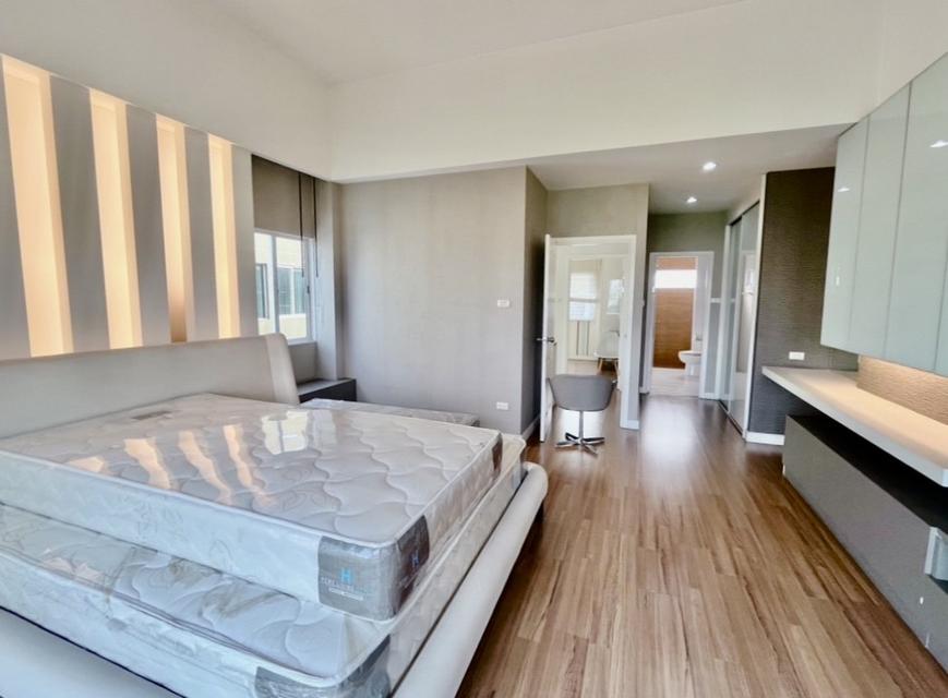 ให้เช่า ทาวน์เฮาส์ 3 ชั้น – นลิน อเวนิว รามคำแหง 138 | 28 ตร.ว. 200 ตร.ม. | 3 นอน 3 น้ำ |  ทำเลดีเยี่ยม ใกล้จุดขึ้น–ลงทา 4