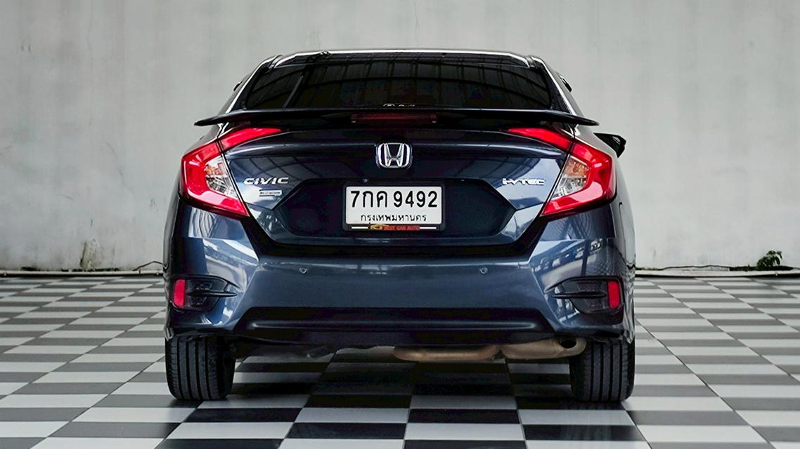 🔥HONDA CIVIC FC 1.8 EL เกียร์ ปี 2017 จด18 🔥(สีน้เงิน) เคดิตดีฟรีดาวน์ 4