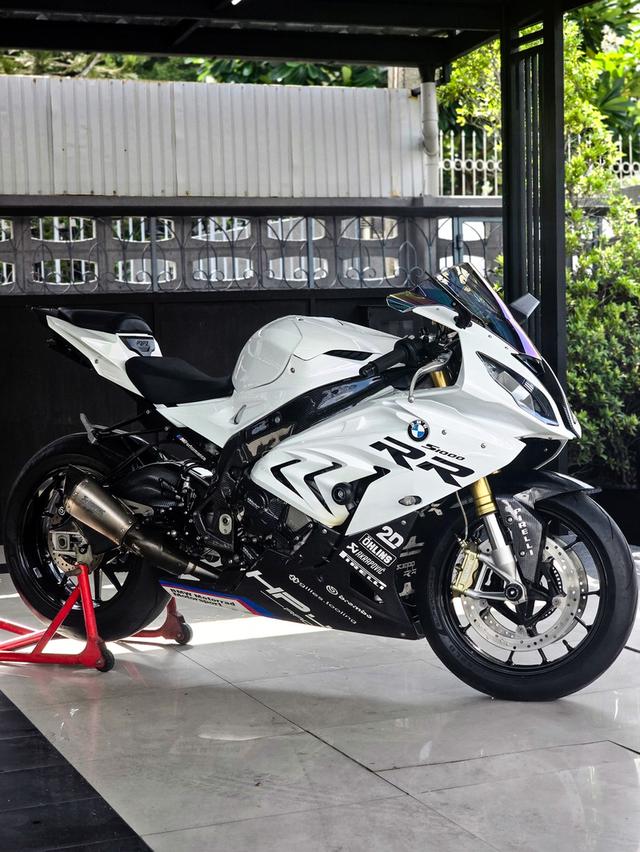 BMW S1000RR 