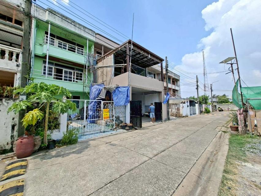 ขายบ้าน 3 ชั้น ซอยรามอินทรา4 บางเขน กรุงเทพมหานคร 2