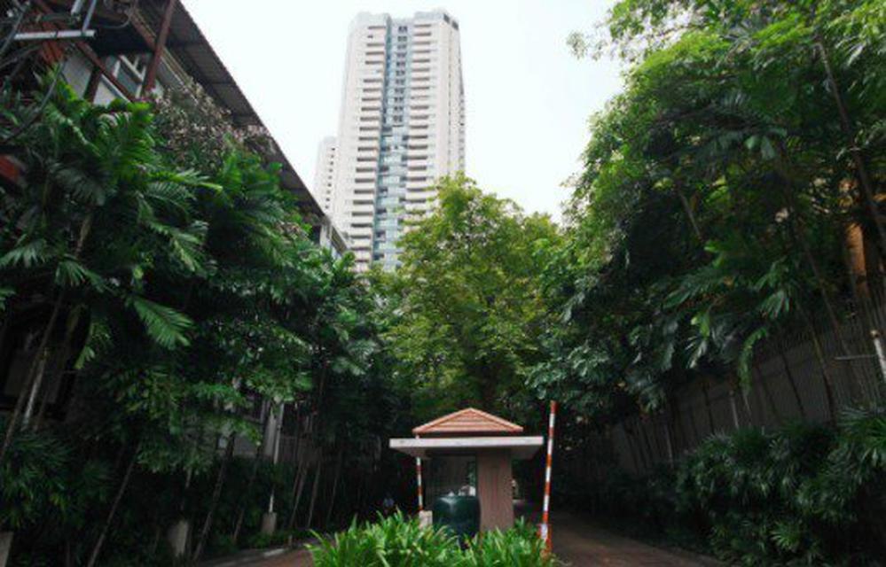 Next to BTS Saladang For Sell Sathorn Gardens 2 bd 3