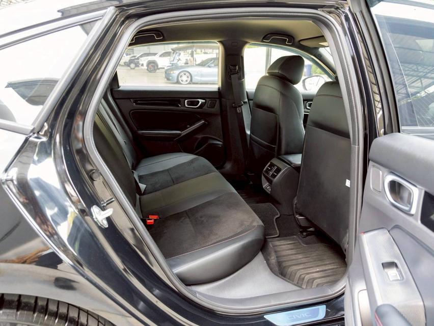 Honda Civic 2.0 e:Hev RS ปี 2025 วารันตีศูนย์เหลือๆ รถสวยเดิม ไม่เคยมีอุบัติเหตุ รูปที่ 9