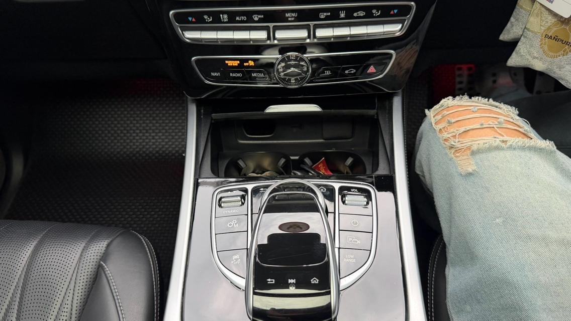 (แจ้งรหัสรถ KPV6666) 2017 BENZ G350d Brabus รูปที่ 5