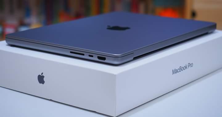 ปล่อย MacBook Pro 14-inch M1 Pro 2021 3