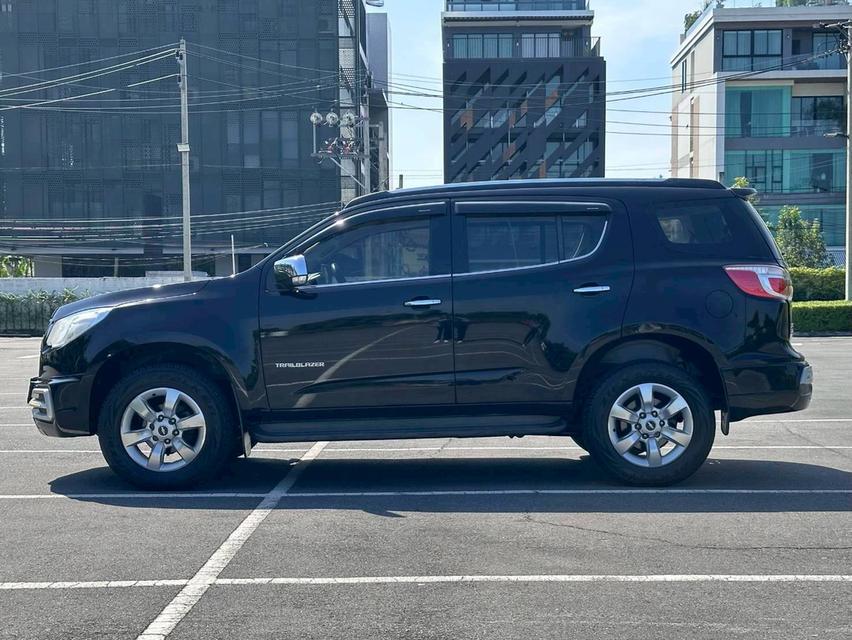 Chevrolet Trailblazer 2.8 LTZ เกียร์ Auto 4WD สีดำ ปี 2013 7