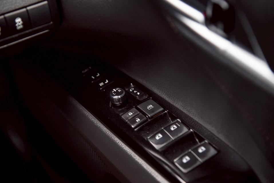 รหัสรถ CBL5903 TOYOTA CAMRY 2.0 G AT 2019 16