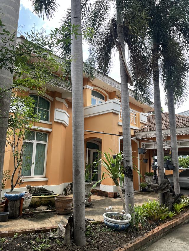 บ้านพร้อมที่ดิน 330 ตรว. แปลงใหญ่หายากในหมู่บ้านธัญธานี โฮม ออนกรีน ติดสนามกอล์ฟ เหมาะกับครอบครัวใหญ่ทำพู หรือสายเรนโนเวททำกำไร 17.9 ล้านบาท รา 6