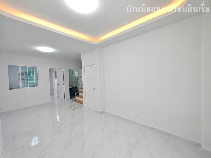 หมู่บ้านอู่ทองเพลส5 คลอง3 เปียร์นนท์ 3