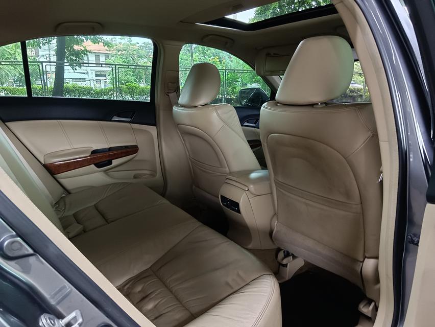 Honda Accord 2.4EL JP ปี2012 11