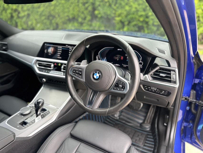 BMW 330e M Sport 15
