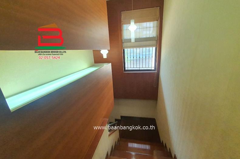 บ้านเดี่ยว 2 ชั้น หมู่บ้าน มิตรอนันต์ เนื้อที่ 102 ตรว. ซอยรามอินทรา 34 ถนนรามอินทรา แขวงจรเข้บัว เขตบางกะปิ กรุงเทพมหานคร 5