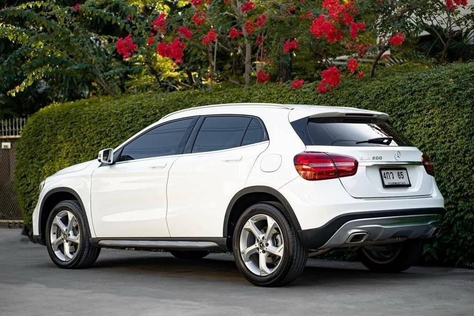 รหัส PR65 Mercedes Benz Crossover GLA 200 Facelift  5