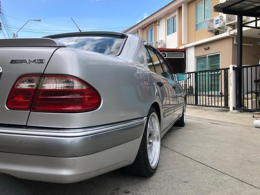 W210 e230 AMG 5