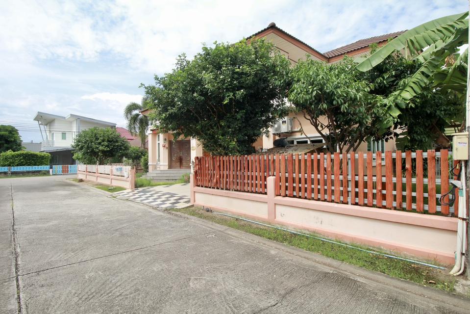 ขายบ้านเดี่ยว 2 ชั้น หลังมุม 112 ตร.วา 6ห้องนอน ใกล้ รพ.กรุงเทพระยอง หมู่บ้านบ้านสวนสุขสิริ เนินพระ ระยอง 3