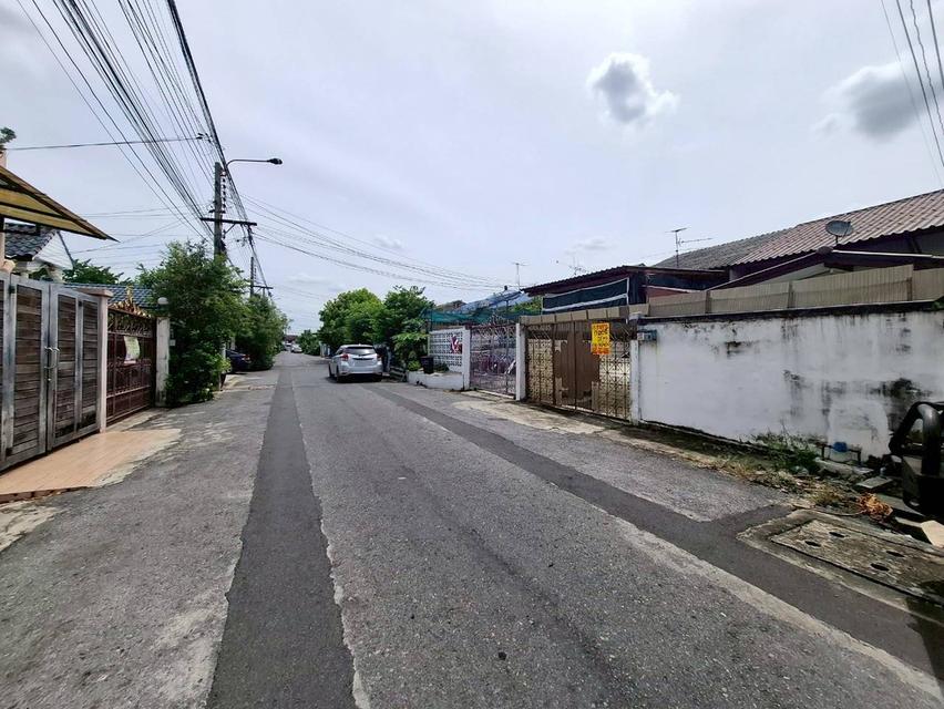ขายบ้าน 2 ชั้น แถวดอนเมือง หมู่บ้านปิ่นเจริญ 3 สรงประภา 14 แยก 2 2