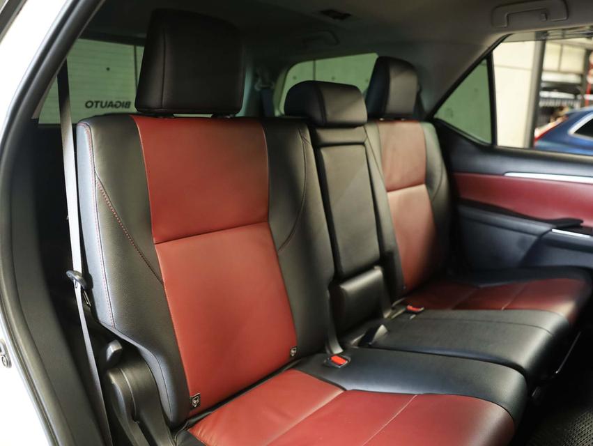 2020 Toyota FORTUNER 2.8 (ปี 15-25) TRD Sportivo SUV AT รูปที่ 17