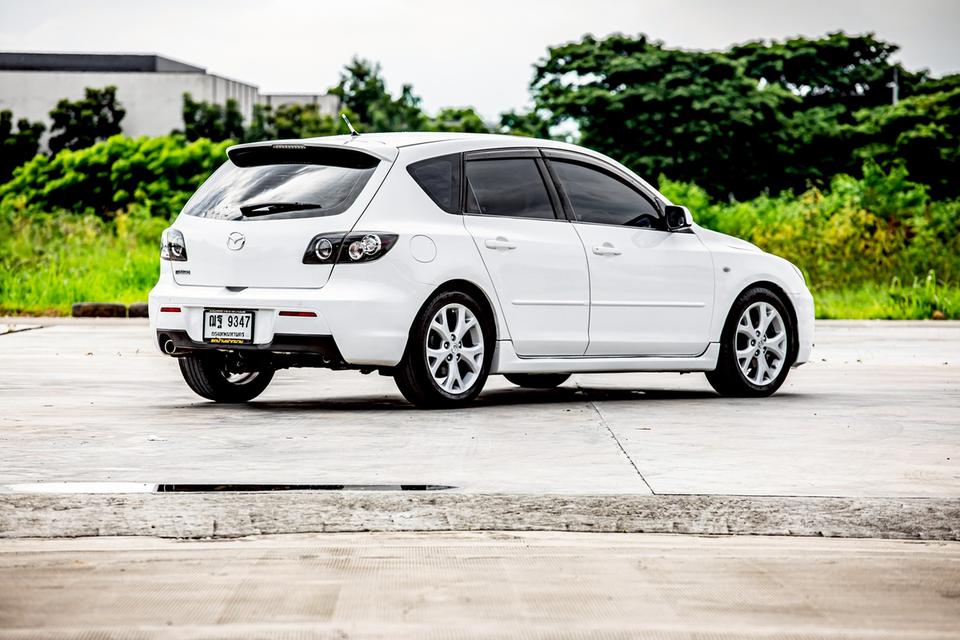 Mazda3 2.0 Maxx Sport ซันรูฟ ปี 2008 สีขาว  4