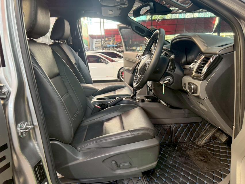 FORD EVEREST 3.2 Titanium+ 4WD ปี 2017 จด 2019 11