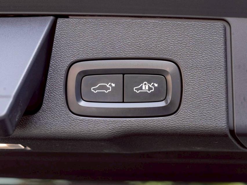 Volvo Cx60 plug-in ปี19 รูปที่ 17