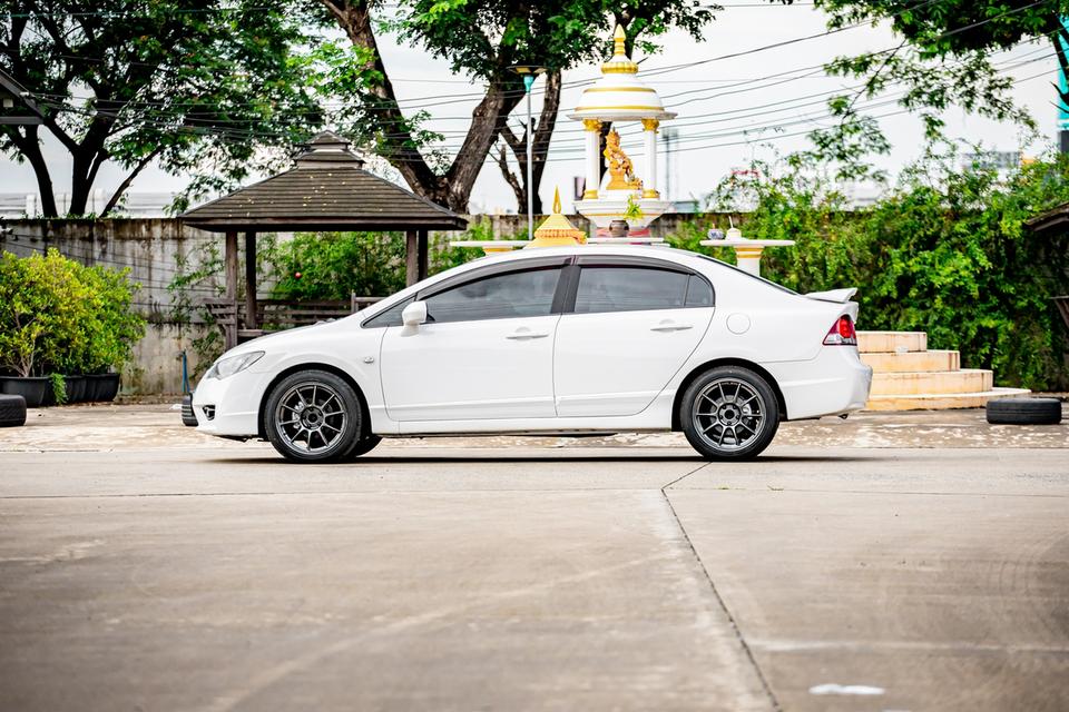#HONDA #CIVIC FD MNC 1.8 S AS ปี 2010สีขาว | รถบ้านสวย สภาพดี✨ เดิมสวย ดูแลดี พร้อมใช้งาน✅ ไม่เคยชน | บอดี้เดิมสวย✅ ไมล์แท้ 162,211 กม.✅ รูปที่ 5