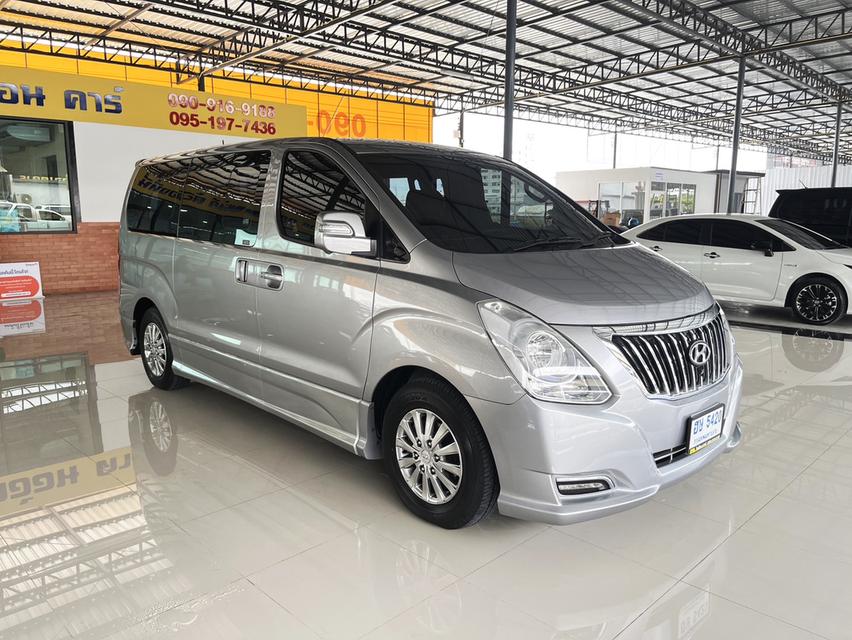 Hyundai H-1 2.5 Deluxe (ปี 2017) Wagon AT 3