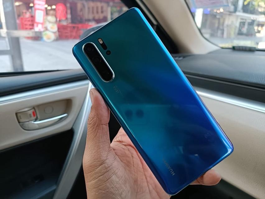 ขายโทรศัพท์รุ่น Huawei P30 4