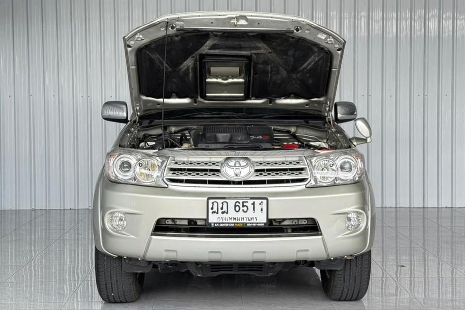 Toyota Fortuner 3.0V 4WD ดีเซล เกียร์ออโต้  ปี2010 2