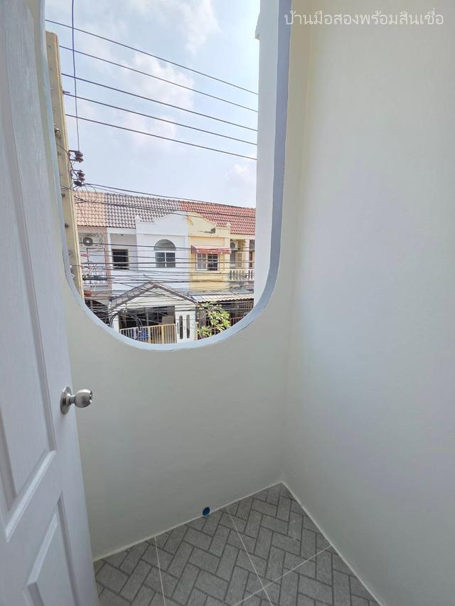 หมู่บ้านวรางกูล เลียบคลองสอง 6 16