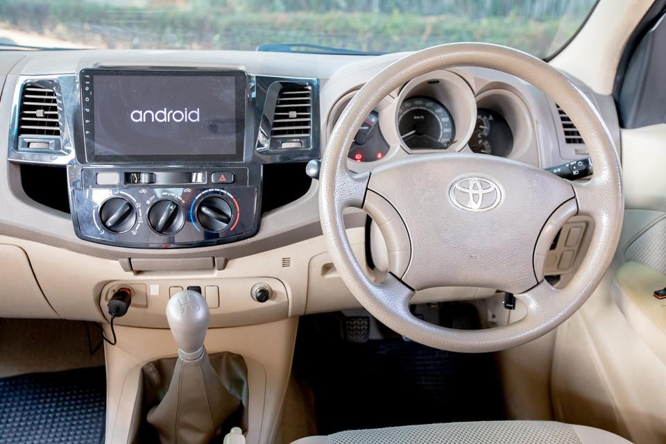 Toyota Vigo Double Cab 4 ประตู 2.5E ดีเซล ปี 2005 สีน้ำตาล  15