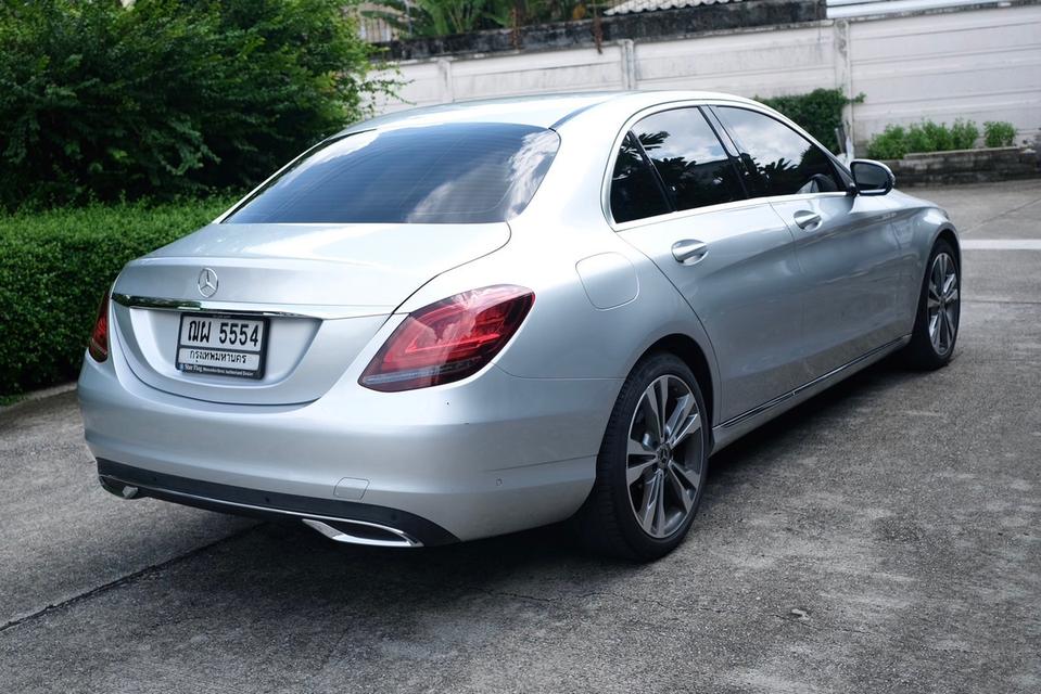 Benz C220d  ปี2020 เกียร์: ออโต้ สี: เทา เครื่องยนต์: ดีเซล ไมล์ 11x,xxx กม. 14