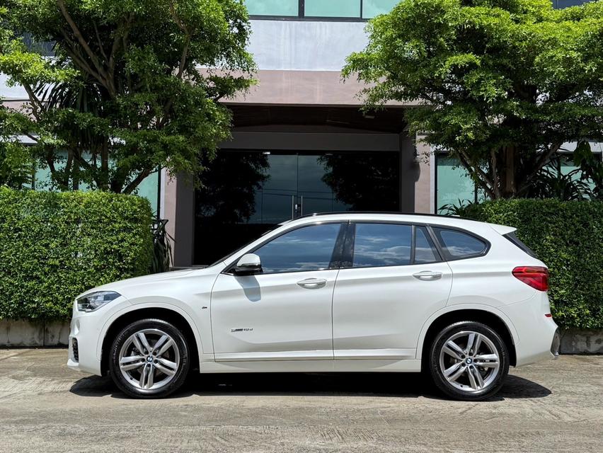 2017 BMW X1 F48 MSPORT รถมือเดียว 31,000 กม สภาพป้ายแดง รถเข้าศูนย์ตามระยะ ไม่เคยมีอุบัติเหตุครับ