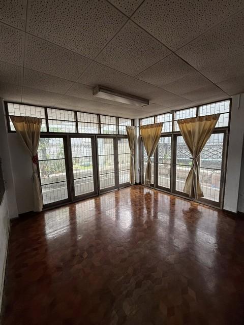 ให้เช่าบ้านเดี่ยว 2 ชั้น 100 ตรว. รามคำแหง 87 แยกลำสาลี ใกล้รถไฟฟ้าสถานีลำสาลี 300 เมตร เหมาะอยู่อาศัย ทำโฮมออฟฟิศ 8