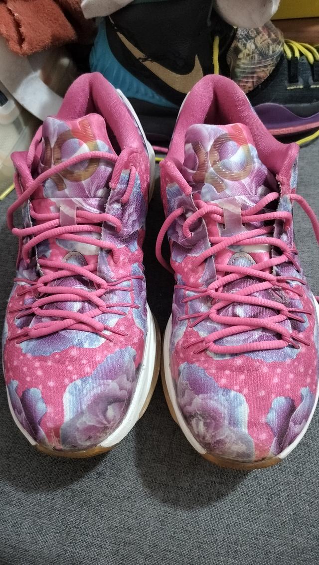 รองเท้ามือ2 2