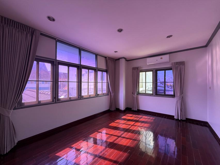 ให้เช่าบ้านเดี่ยว หมู่บ้านโฮมเพลส รามคำแหง 140 พร้อมเข้าอยู่ ทำเลดี เดินทางสะดวก ใกล้รถไฟฟ้าสายสีส้ม 6