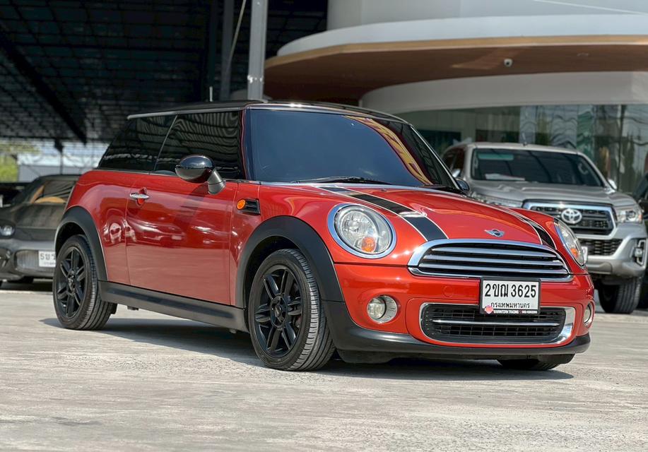 ปี 2011 MlNl COOPER 1.6 R56 Look 2 Hatchbackสีส้ม-ดำ เกียร์ออโต้ เบนซินล้วน รูปที่ 5