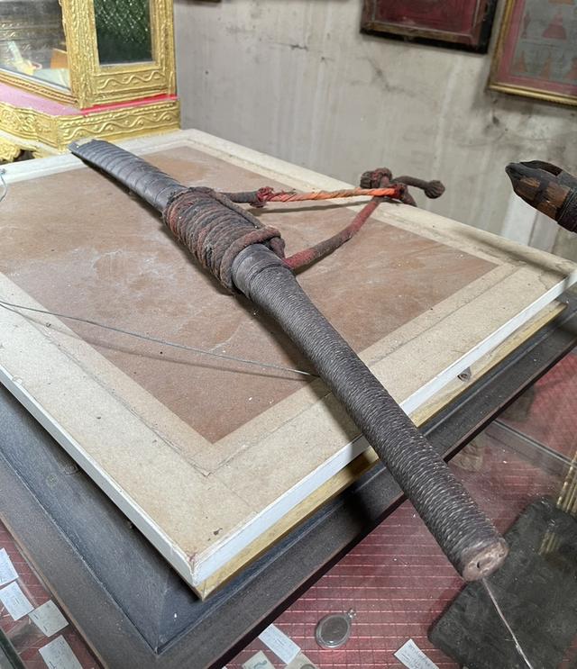 ดาบไทยโบราณ ดาบโบราณ สมัยอยุธยา ดาบเก่าอายุร้อยปี 6