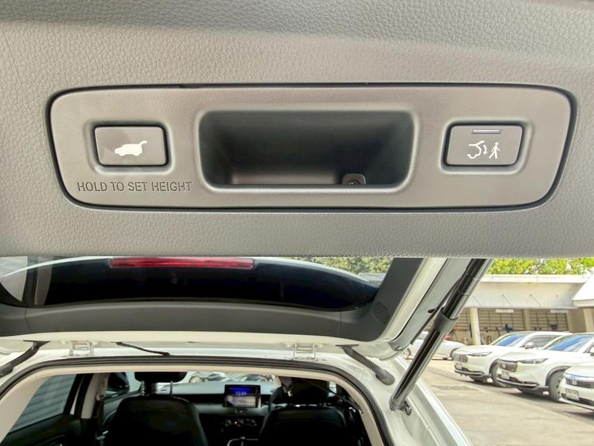HONDA HRV 1.5EL e-HEV 2024 สีขาว ประหยัดน้ำมัน ไมล์น้อย มือเดียว 17