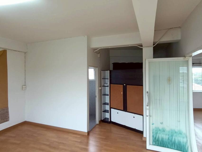 ขายตึกหัวมุม 4ชั้น พร้อมดาดฟ้า ทำเลดี ใกล้ MRT ไทรม้า ซอย 9 บางรักน้อย – รัตนาธิเบศร์ 10