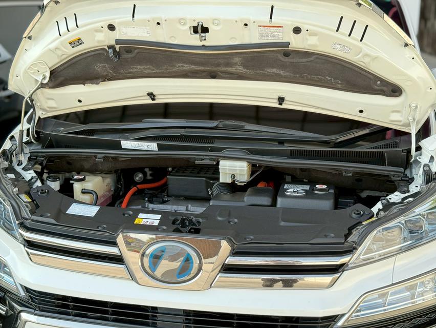 TOYOTA VELLFIRE 2.5 HYBRID ZR G 2018  18