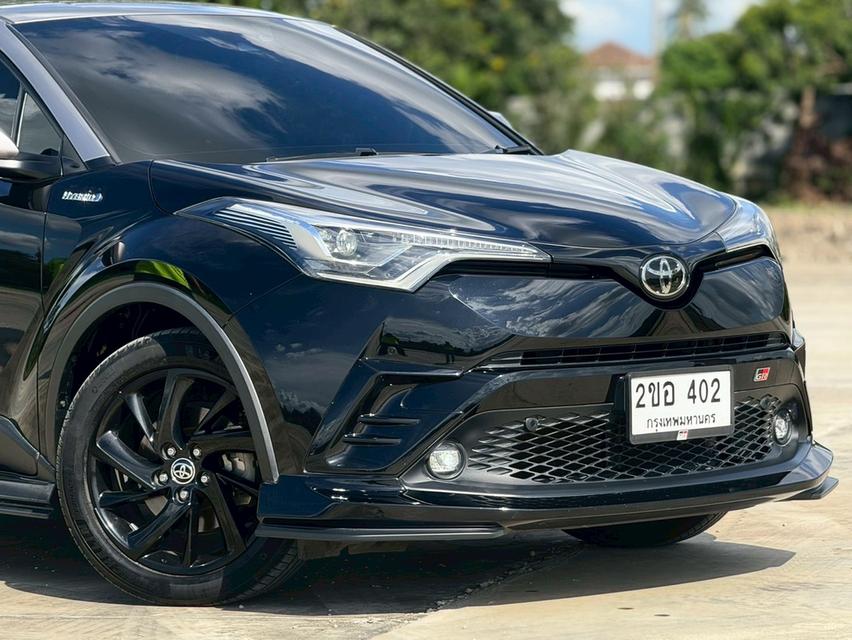 Toyota C-HR Hybrid  Y22 Wagon 4dr HEV GR Sport E-CVT FWD top  1.8 (Hybrid) สีดำ ออโต้  6