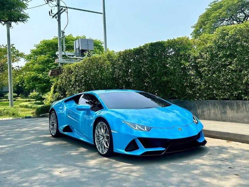 Lamborghini Huracan 2022 สีฟ้า 2