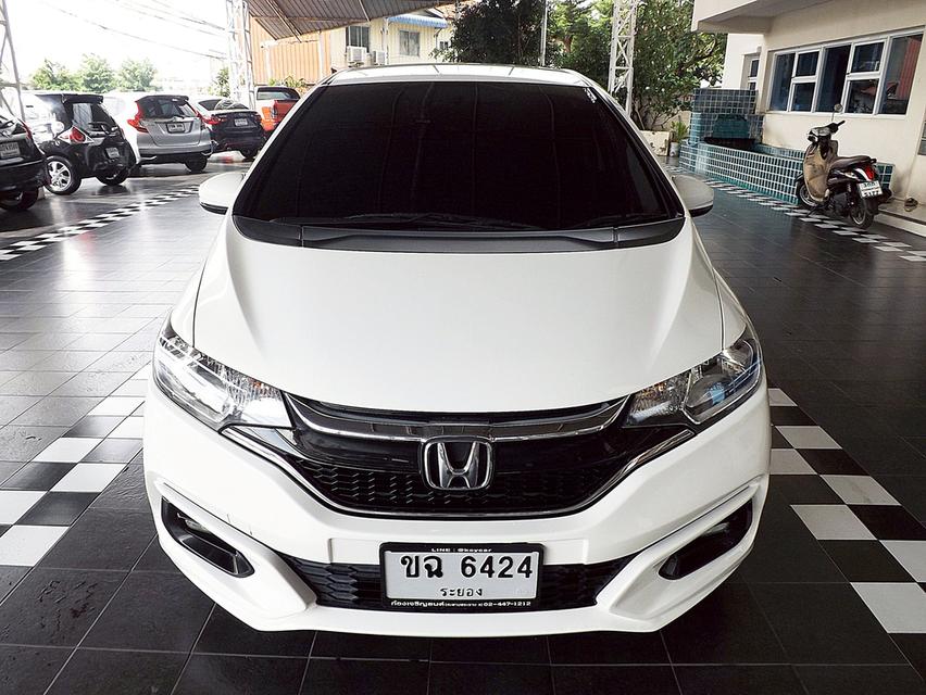รหัสรถ KCY6424 HONDA JAZZ GK 1.5V PLUS AUTO ปี 2019