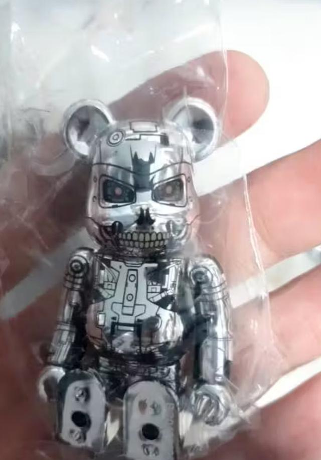 ขาย Bearbrick Terminator 2