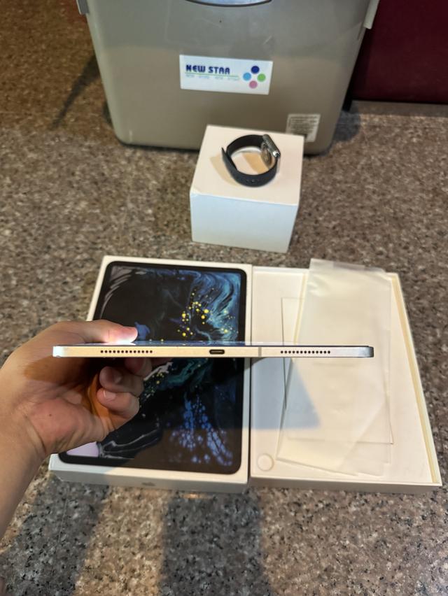 ขายiPadPro11นิ้วสีหายากSilver256กิ๊กWifi Celluer ใส่ซิมได้มีกล่องสวยๆใช้งานดีทุกๆฟังชั่นถูกๆ 4