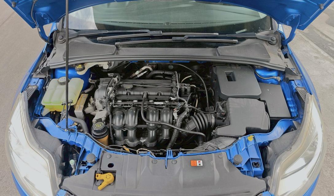 Ford Focus 1.6 Hatchback ปี 2013 รูปที่ 9