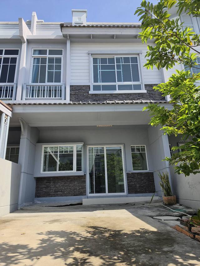 บ้านทาวน์โฮม Indy Srinakarin - Romklao (อินดี้ ศรีนครินทร์ - ร่มเกล้า) 3