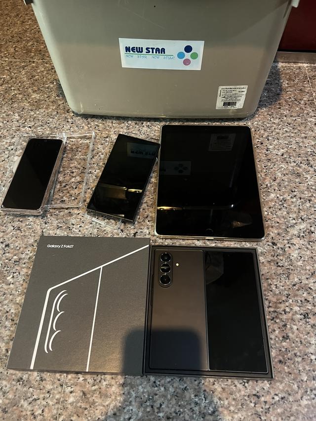 ขายSamsungFold7สีJet Black512กิ๊กยกกล่องไร้รแยใช้งานดีทุกๆฟังชั่นถูกมากๆมีประกัน รูปย่อยที่ 2