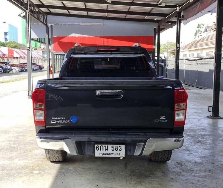 Isuzu D-Max 3.0 V-Cross Z DVD 4WD ปี2017 6