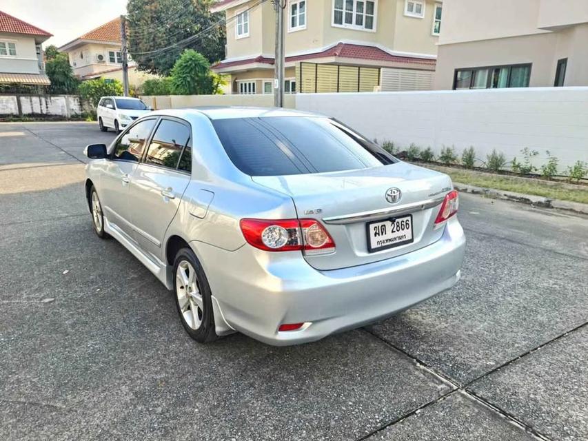 Toyota Corolla Altis 2012 5